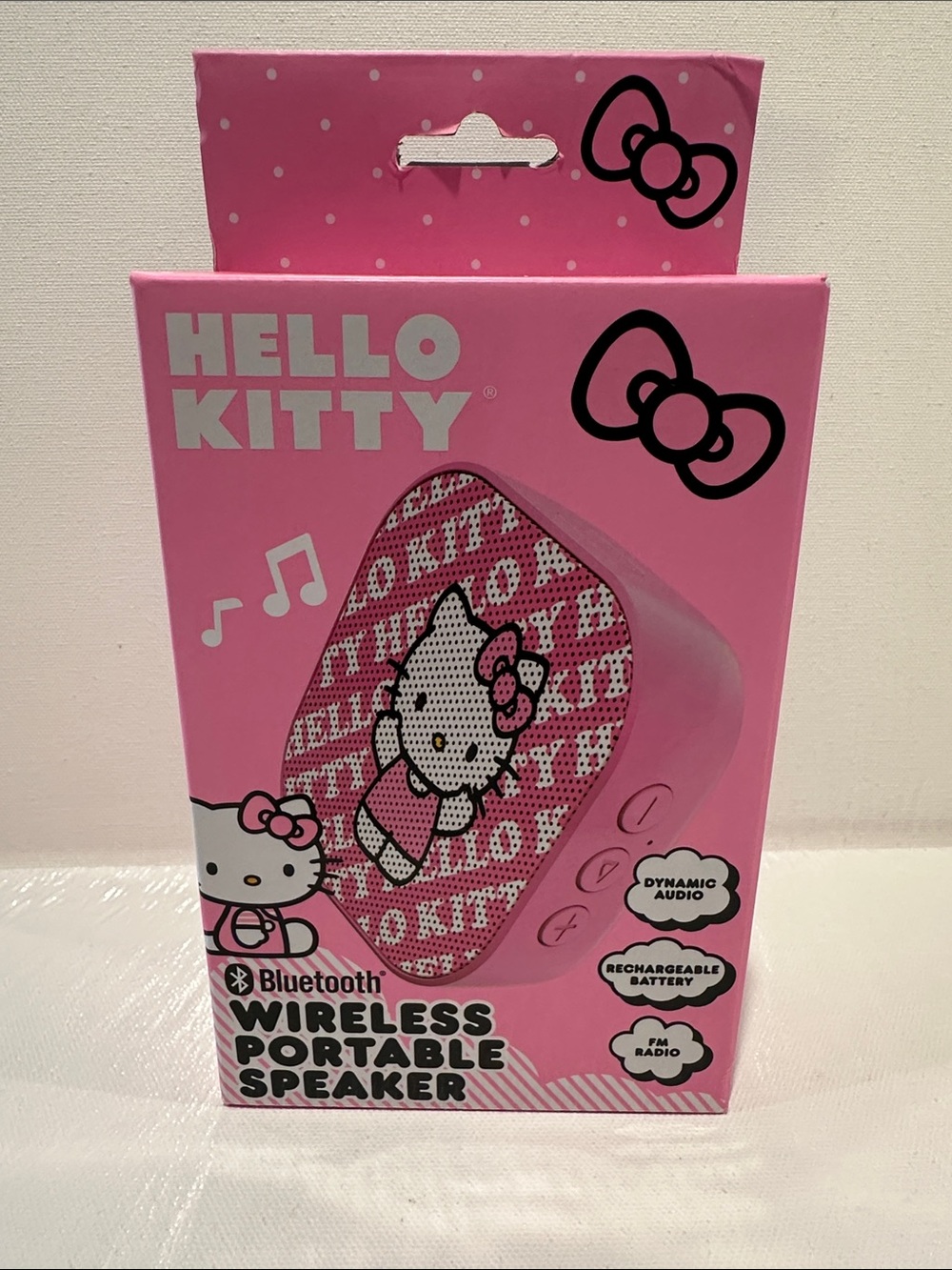 Hello Kitty Bluetooth Wireless Pietable Speaker w/Dynamic Audio, FM Radio.